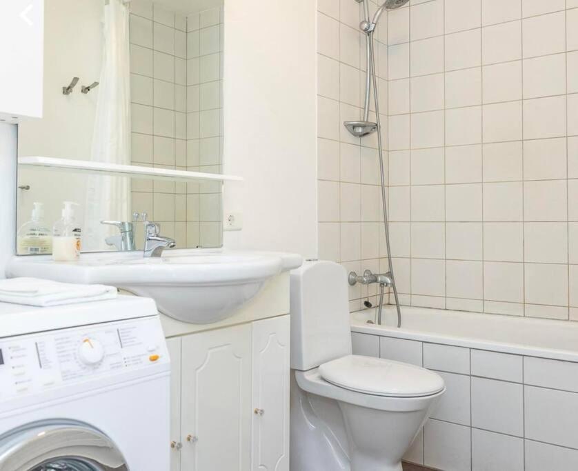 Cozy Apartment In アークレイリ エクステリア 写真