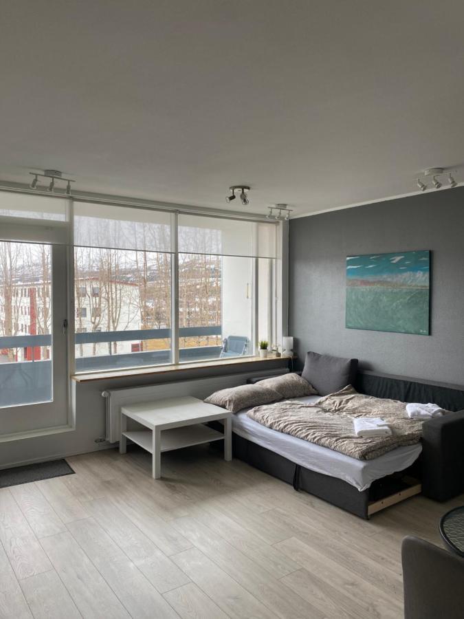 Cozy Apartment In アークレイリ エクステリア 写真